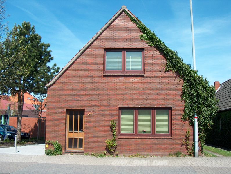 Datei:Heringstraße 21 - 04052003.jpg