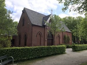 Neuer Friedhof Friedhofskapelle Kapelle 150502021 01.jpg