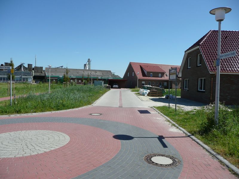 Datei:Herbert-Gentzsch-Straße - 04072010.jpg