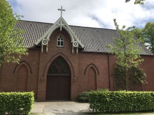 Neuer Friedhof Friedhofskapelle Kapelle 150502021 02.jpg