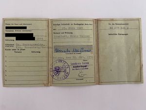 Ausweis für Vertriebene 1956 01.jpg
