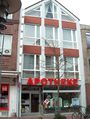 Osterstraße 9 - Einhorn Apotheke - Aufnahme vom 30. März 2003.