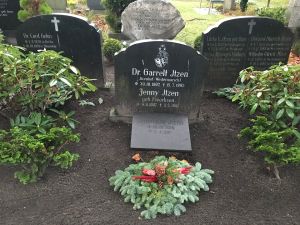 Neuer Friedhof Parkfriedhof Grab Itzen 20 11 2021 01.jpg