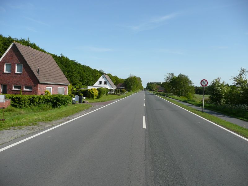 Datei:Bundesstraße - 10052009.jpg