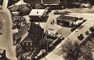 Neuer Weg Tankstelle Christian Carls Hof Carls 1958 01.jpg