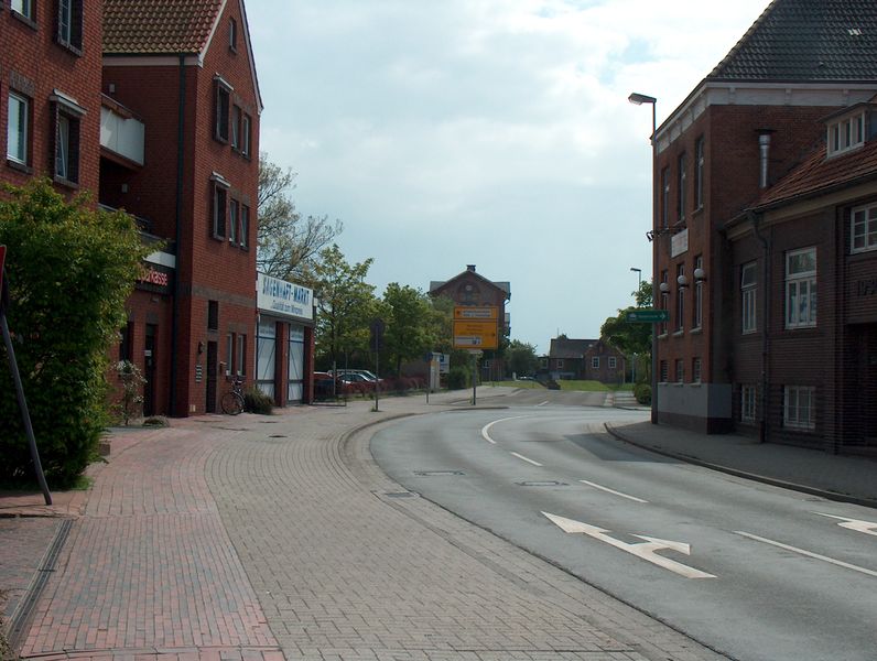 Datei:Dammstraße - 18052003.jpg