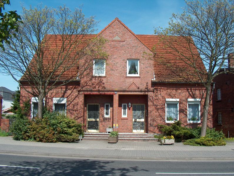 Datei:Heringstraße 27 - 04052003.jpg