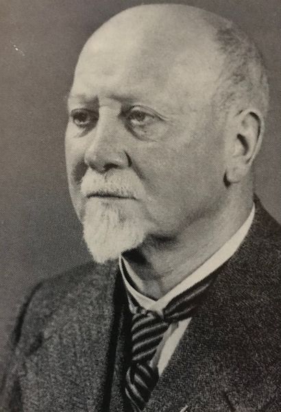 Datei:Dodo Stroman Portrait.jpg