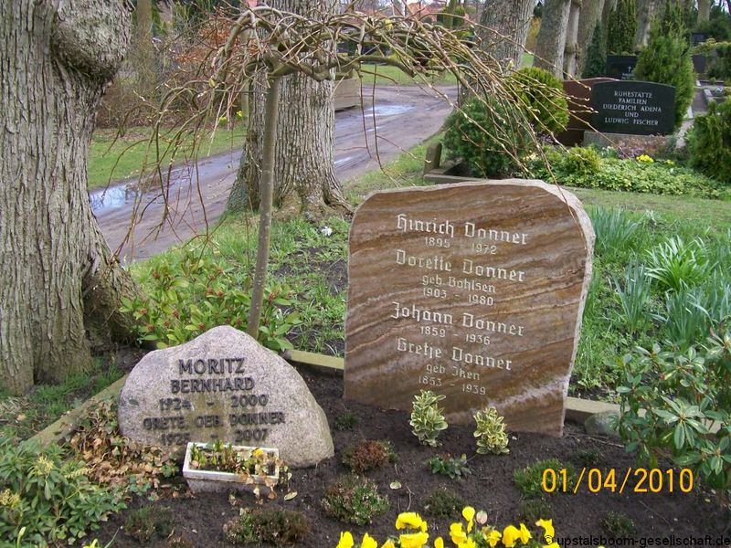 Datei:Grab Hinrich Donner 01042010 01.jpg